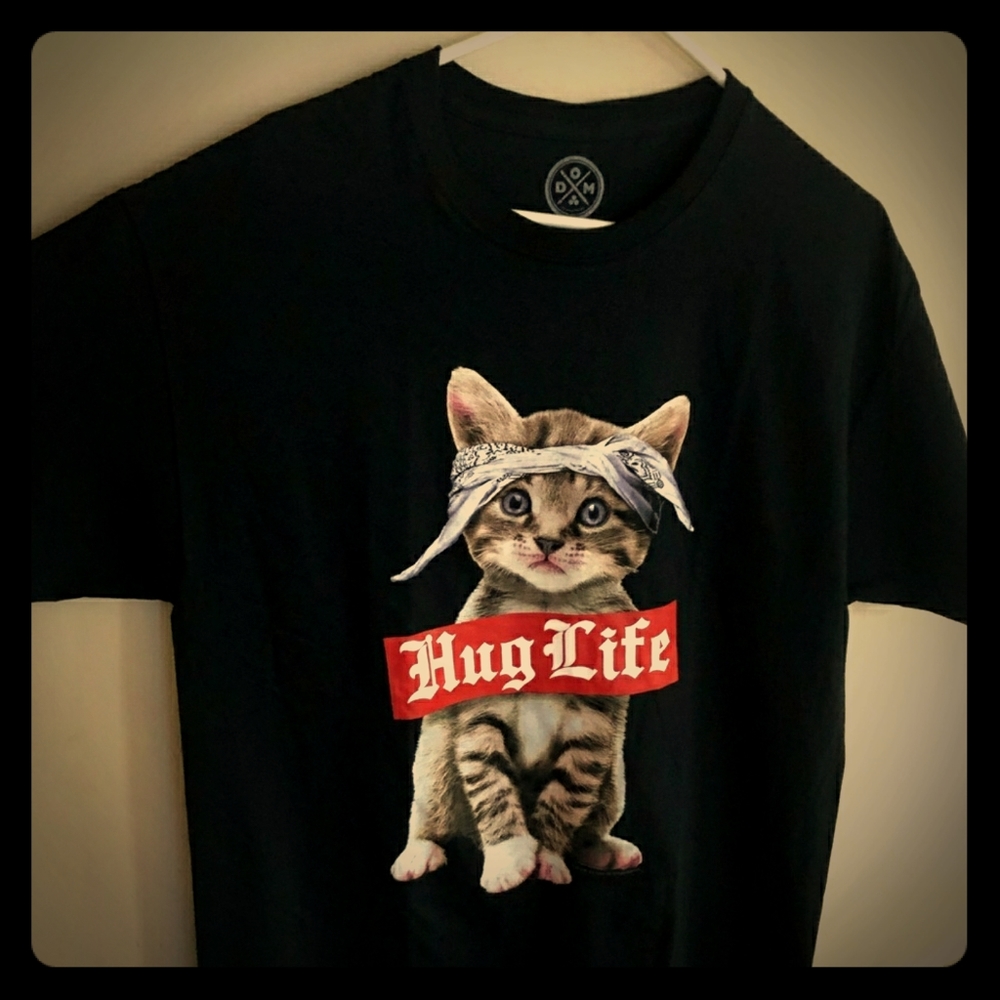 DOM Men's Short Sleeve Humor Hug Life